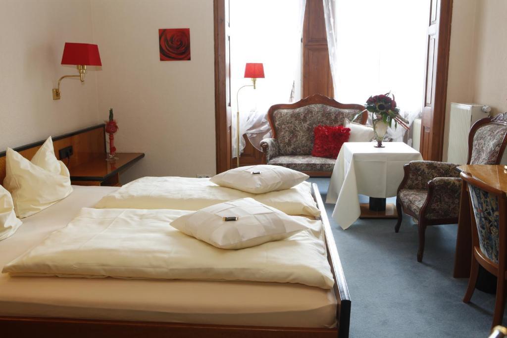 Hotel Villa Brenner Grünstadt Δωμάτιο φωτογραφία