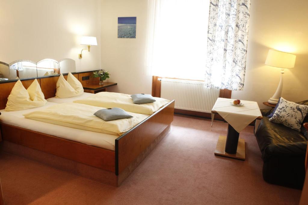 Hotel Villa Brenner Grünstadt Δωμάτιο φωτογραφία